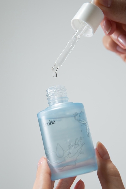 EcoBe Ser Coreean Intensiv cu Acid Hialuronic - Hidratare Profunda, Volum si Elasticitate pentru Tenul Uscat, 30ml