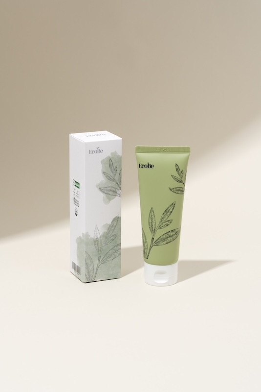 EcoBe Spuma Coreeana de Curatare cu Ceai Verde din Jeju - Purificare si Revigorare pentru Piele Proaspata si Luminoasa, 100ml